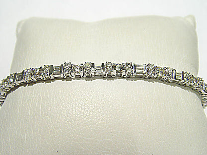 DIAMOND ROUND BR 60 STONE 24 BAGUETTE DIAMOND TENNIS DIAMOND BRACELET