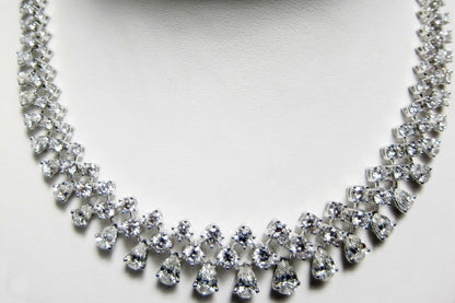 DIAMOND NECKLACE ROUND BRILLIANT DIAMOND NECKLACE DANGLE PEAR DIAMOND NECKLACE