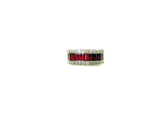 BAGUETTE CUT RUBIES 5.50 CT ROUND BRILLIANT CUT DIAMOND