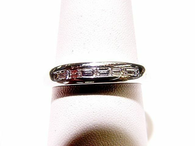6 STRAIGHT CUT BAGUETTE DIAMONDS TOP SET BAND