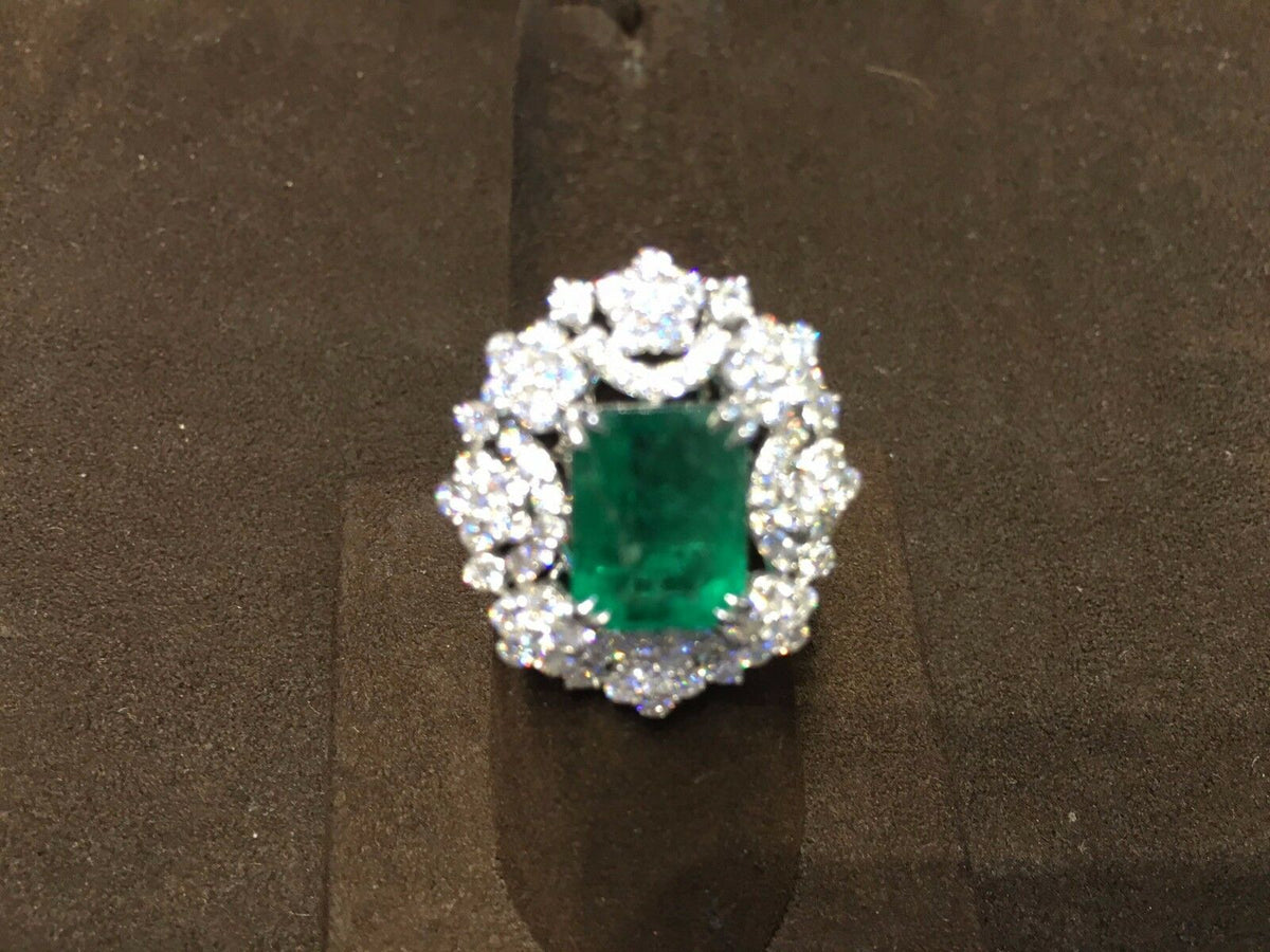 EMERALD RECTANGULAR DIAMOND ROUND BRILLIANT SHAPE SPLIT SCHANK