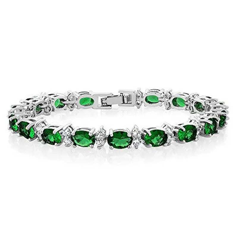 Gem Stone King 925 Sterling Silver Gorgeous Oval and round Sparkling Cubic Zirco