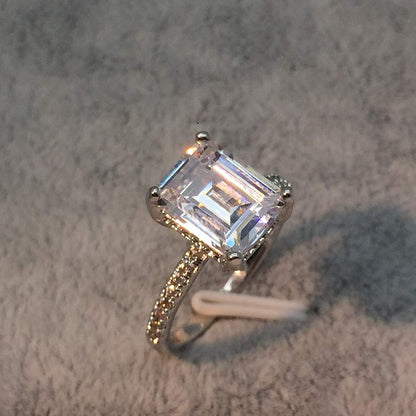 Jewelry 3 Carat CZ Engagement Rings Simulated Diamond Engagement Ring for Women