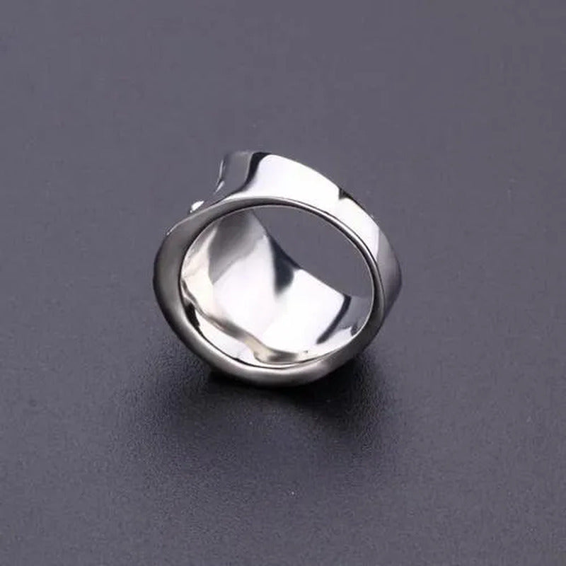 Ladies White Flower Pattern Ring