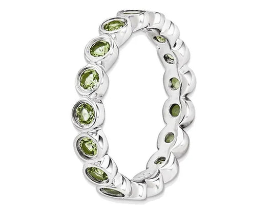 Green Peridot Ring 1.35 Carat (Ctw) in Sterling Silver
