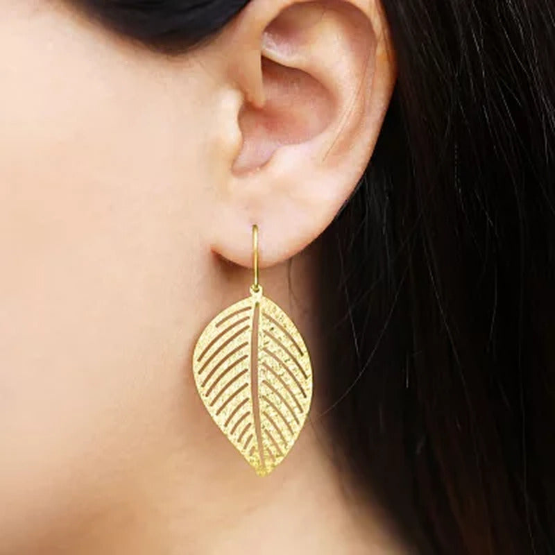 14K Italian Yellow Gold Textured Leaf Earrings