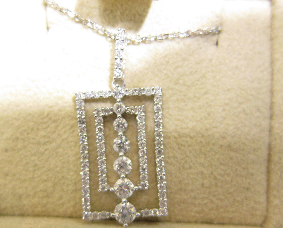 DIAMOND ROUND BRILLIANT RECTANGULAR OUTLINE PENDANT INCLUDED CHAIN