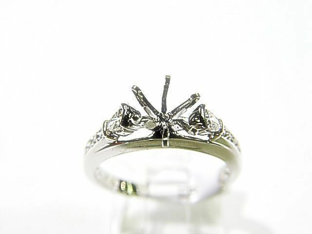 2 PEAR ROUND BRILLIANT DIAMOND SETTING 6 PRONG
