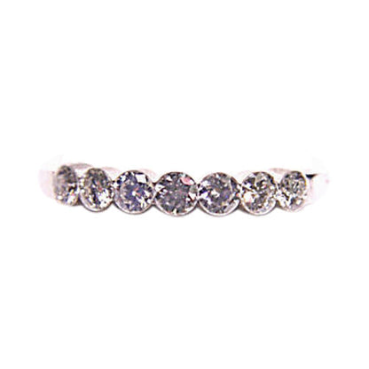 7 STONE ROUND BRILLIANT CUT INVISIBLE SET NO PRONGS