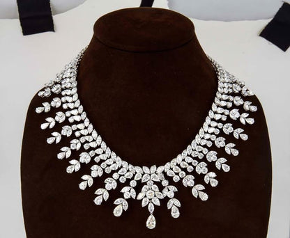 DIAMOND NECKLACE OVER 150 CT DIAMONDS PEAR DROP 2.82 CT PLATINUM