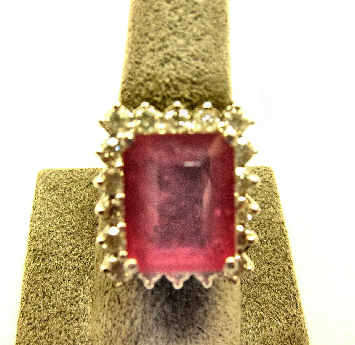RUBY RECTANGULAR SHAPE SET WITH DIAMOND RING