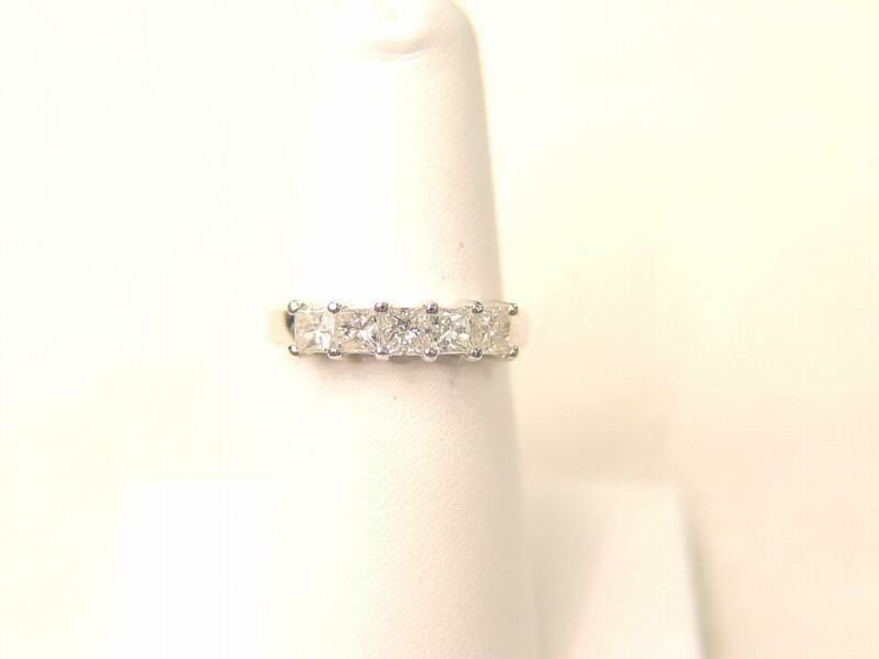 5 STONE 21 POINTERS PRINCESS CUT TOP ONLY DIAMOND BAND