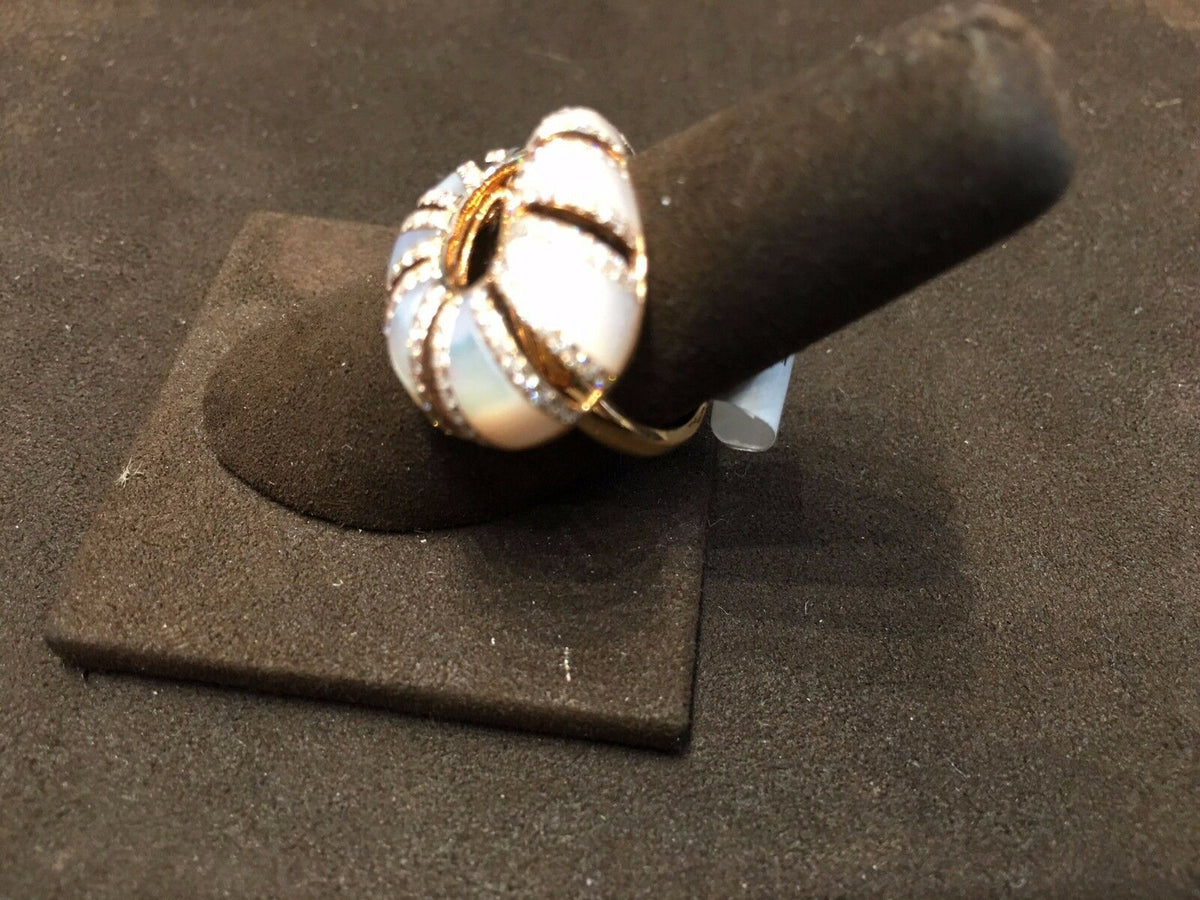 ROSE GOLD MOTHER OF PEARL DIAMOND ROUND BRILLIANT RING