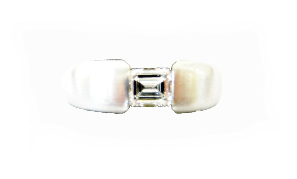 GIA CERTIFIED VERY HEAVY PLATINUM EMERALD SHAPE DIAMOND