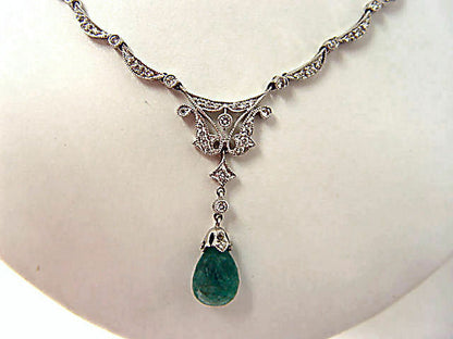 EMERALD BRIOLETTE SHAPE DIAMOND ROUND BRILLIANT SHAPE