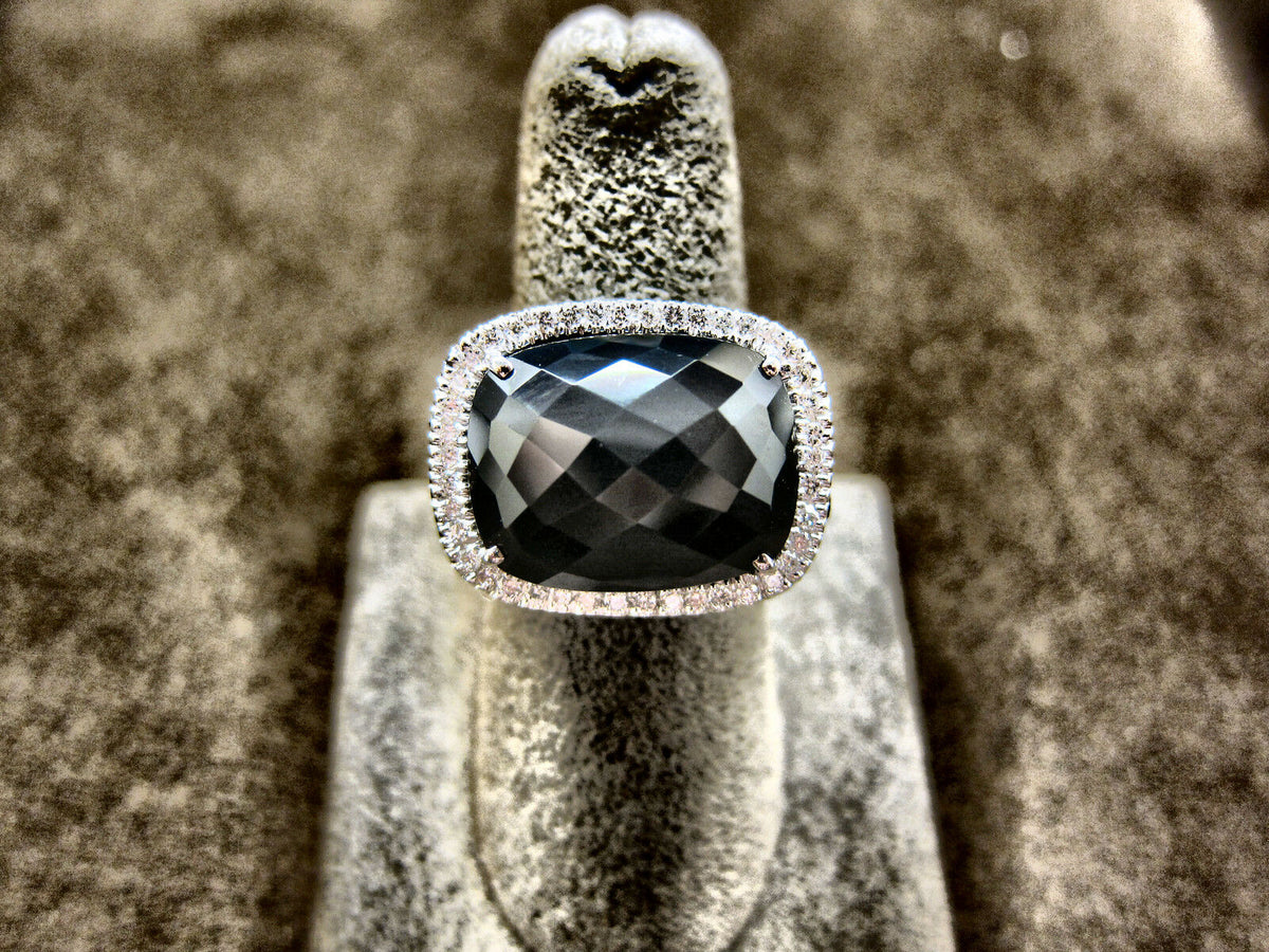 ONYX CUSHION FACETED CENTER DIAMOND 3.40 CT ROUND BLACK AND WHITE SIDE SET RING