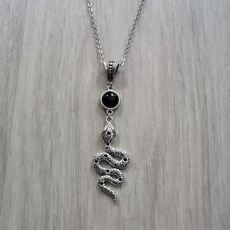 Factory New Product Snake-Shaped Necklace Pendant Retro