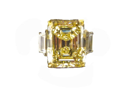 FANCY LIGHT YELLOW DIAMOND DIAMOND TWO TRAPEZOID ENGAGEMENT RING