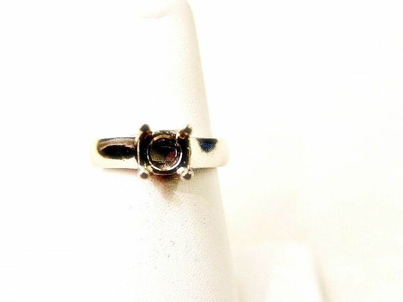 HAND CRAFTED PLAIN POLISH LUCIDA STYLE SETTING PLATINUM