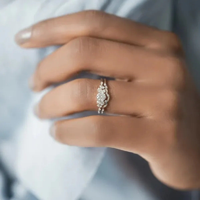 Exquisite and Simple Women'S Fashion Natural White Sapphire Diamond Ring Noble P