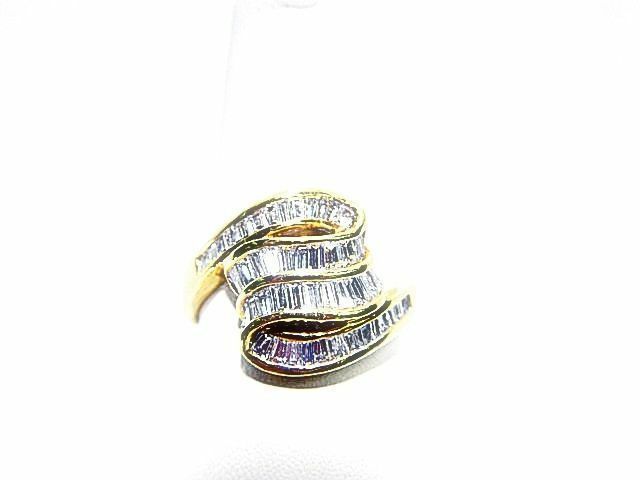 DIAMOND 45 BAGUETTE SHAPE CHANNEL SET DIAMOND BAND