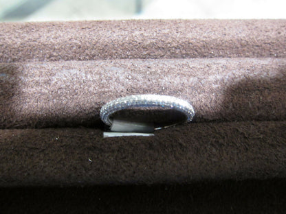 diamond round brilliant pave shape eternity band all around set diamond