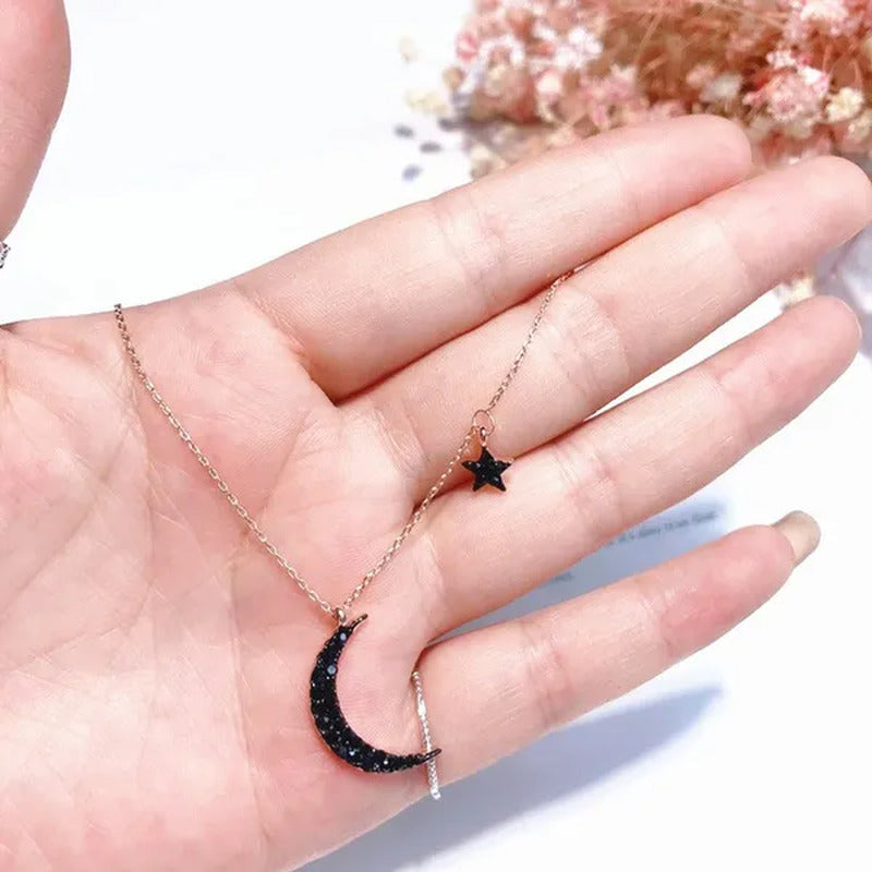 Fashion Black Diamond Star Moon Necklace Simple Moon Clavicle Chain Women