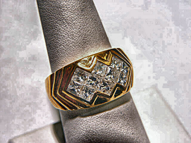 1.77 CT PRINCESS CUT INVISIBLE SET DIAMOND TOP SET BAND 10 STONE 17 POINTER 18 K