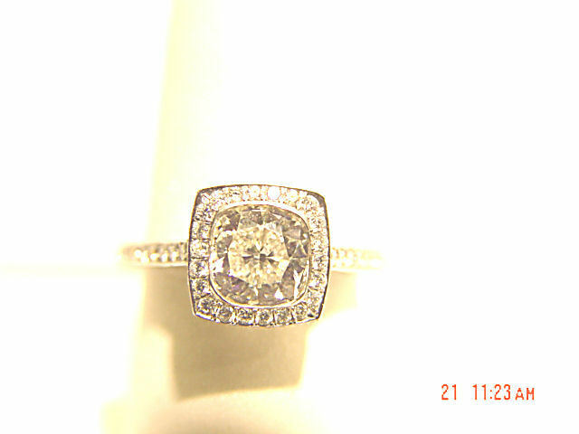 GIA DIAMOND CUSHION BRILLIANT ROUND SIDE BRILIANT I COLOR VS2 CLARITY ENGAGEMENT