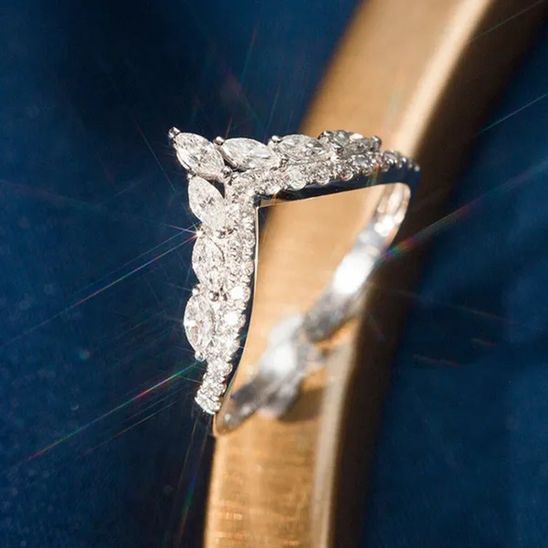 Unique Design Fashion 925 Sterling Silver White Sapphire Ring Marquise Cut Diamo