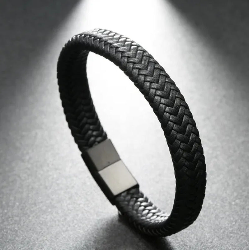 Fashion Male Jewelry Braided Leather Bracelet Handmade Bracelet Black Stainless