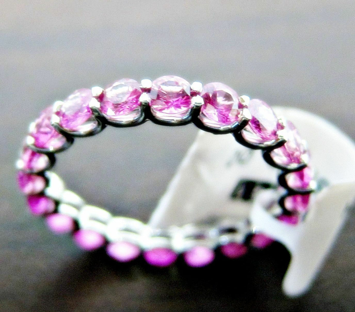 ROUND SHAPE PINK SAPPHIRE ETERNITY BAND COMMON PRONG SET