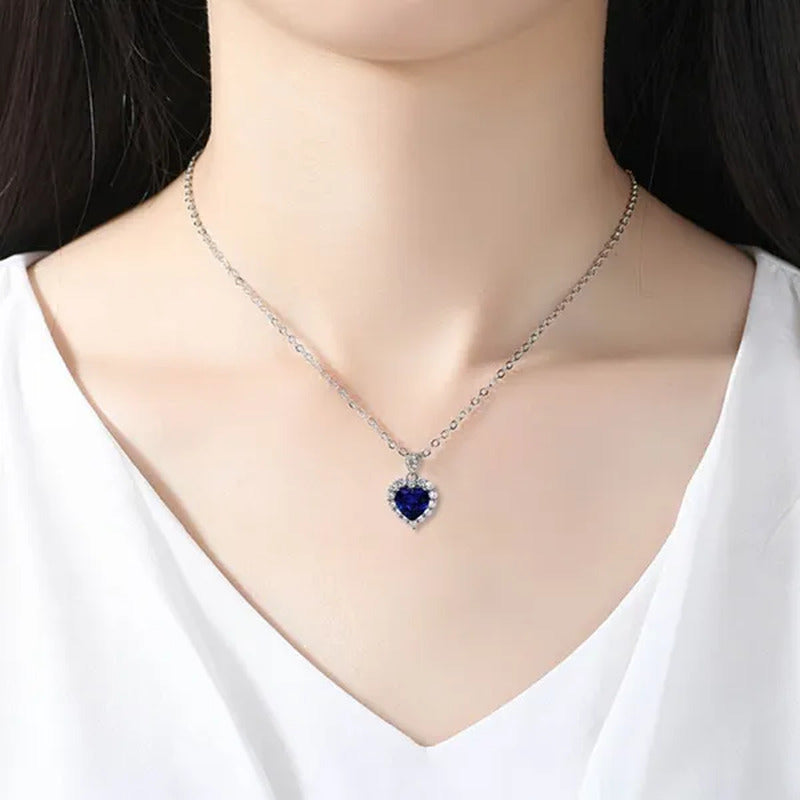 Exquisite Luxurious Ladies Fashion 925 Silver Sapphire Love Heart Pendant Neckla