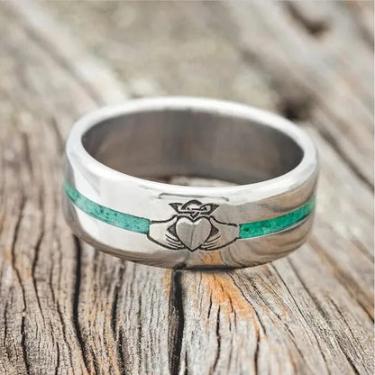 Vintage Hand in Hand Ring Men'S Fashion Stainless Steel Titanium Claddagh Engrav