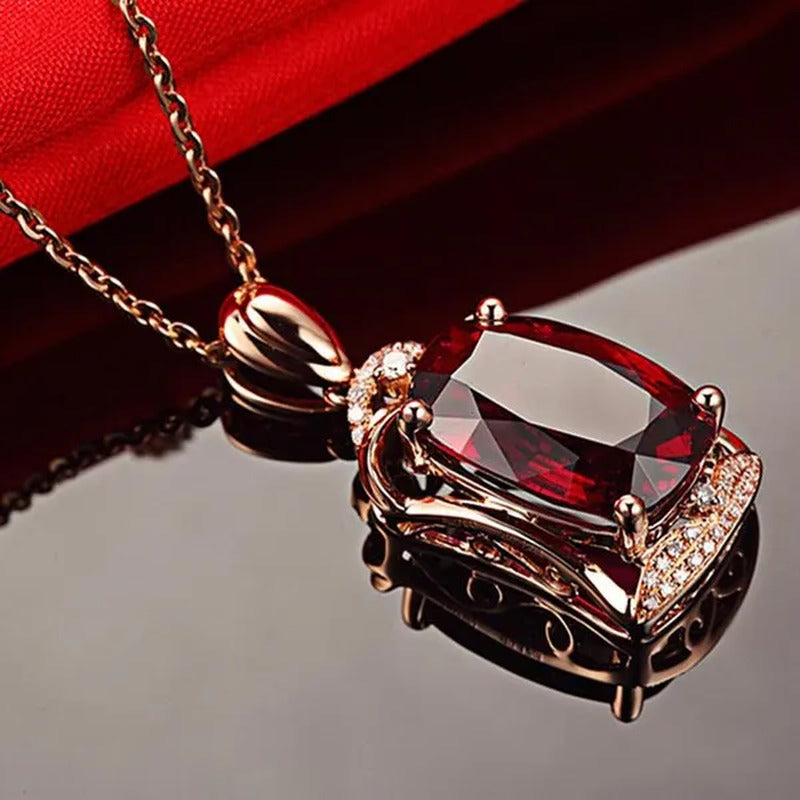 New Jewelry Fashion Gold-Plated Zircon AAA Ruby Ellipse Pendant Necklace Ornamen