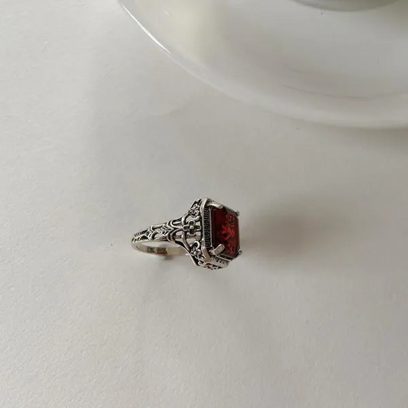 New Oval Ruby Zircon Retro Jewelry Ring Ladies Wedding Party Gift
