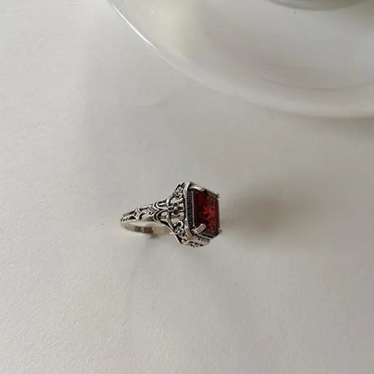 New Oval Ruby Zircon Retro Jewelry Ring Ladies Wedding Party Gift