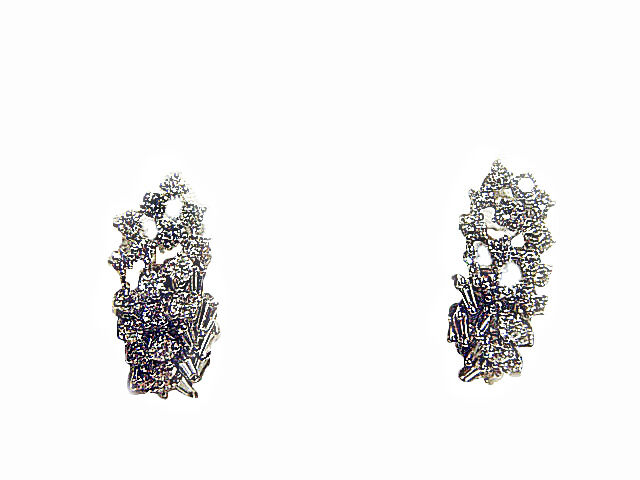 DIAMOND ROUND BRILLIANT BAGUETTE SHAPE EARRING