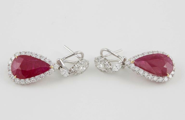 Pear Shaped Ruby 12.10 ct Diamond 3.52 ct 18 k white gold Gold Earrings
