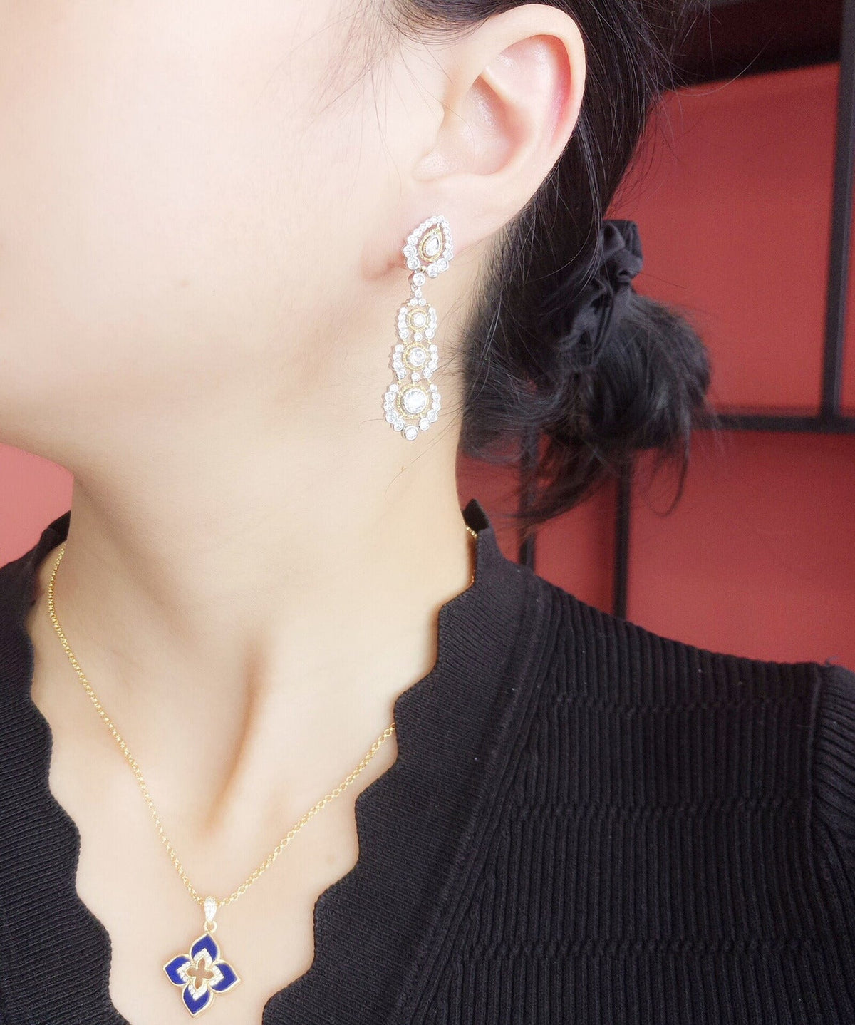 Light Luxury 925 Silver Gold-Plated Carved Zirconium Diamond Earrings