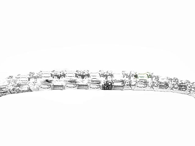 8.64 ct round brilliant baguette shape prong set G color VS1/2 clarity 18 k gold