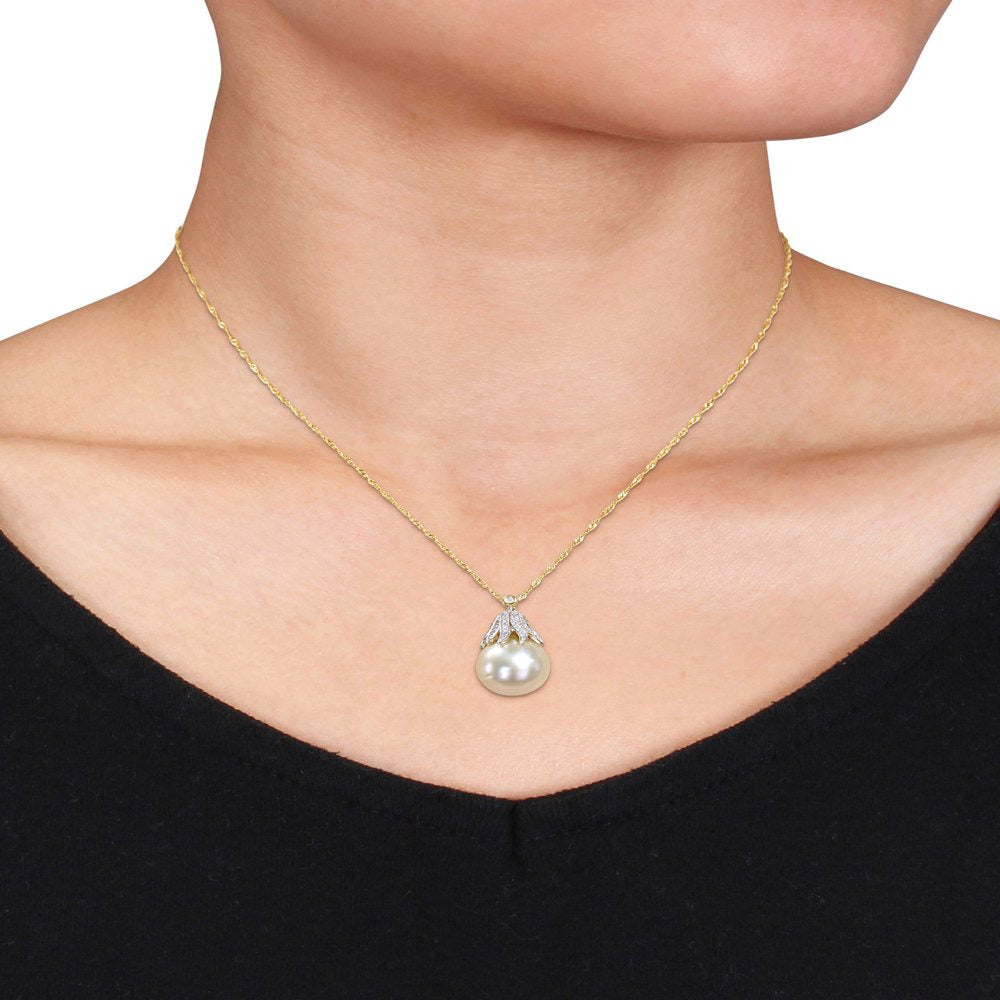 10-11Mm South Sea Cultured Freshwater Pearl and Diamond Accent 14Kt Yellow Gold