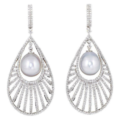 Pearl Diamond Gold Fashion Earrings 4.09 ct of F color VS clarity diamond 18 K