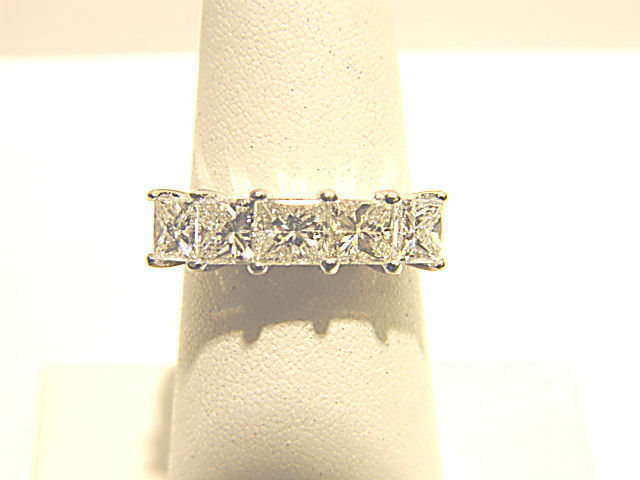 DIAMOND PRINCESS SHAPE TOP SET DIAMOND BAND 5 STONE DIAMOND ANNIVERSARY BAND