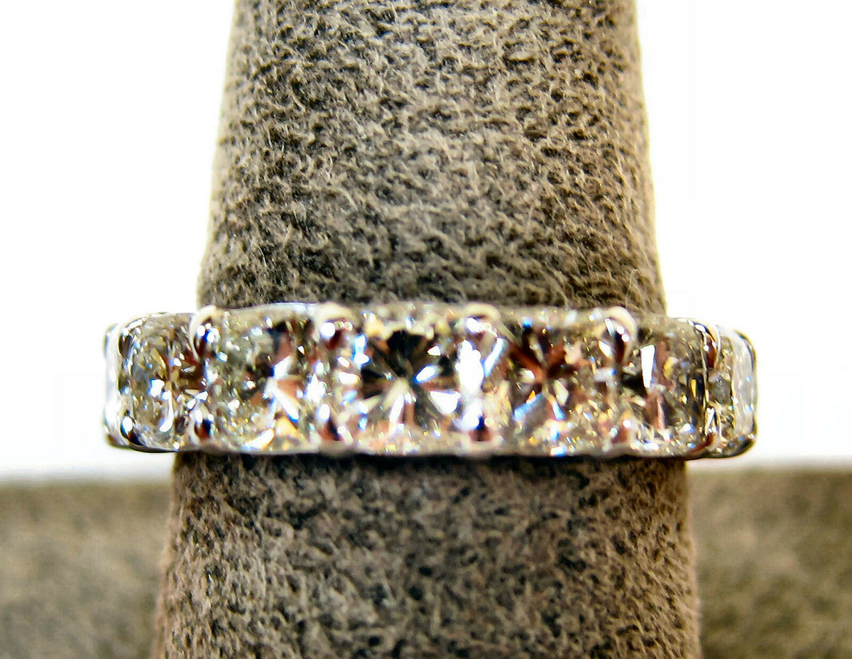 .43 CT EACH STONE CUSHION SHAPE DIAMOND SIXTEEN STONE 6.93 CTTW PLATINUM