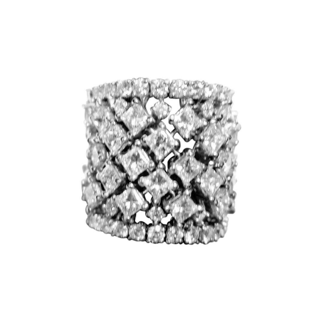 DIAMOND ANNIVERSARY BAND ROUND BRILLIANT SHAPE SET PRINCESS