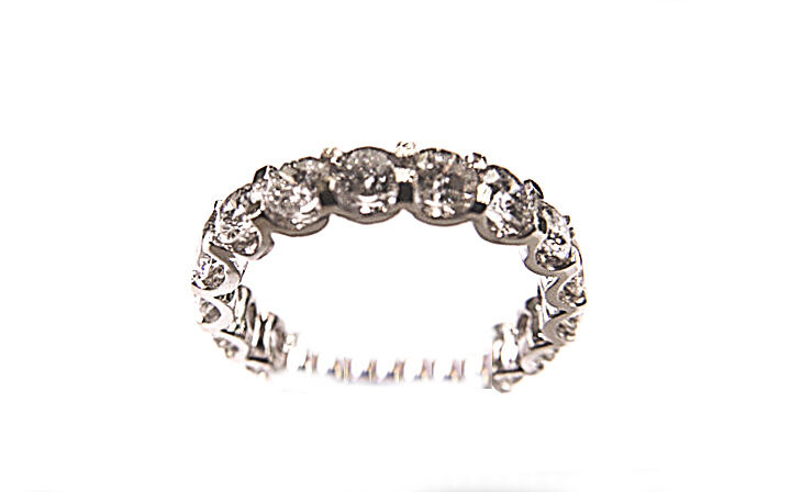 18 ROUND BRILLIANT DIAMOND ETERNITY BAND COMMON PRONG SET DIAMOND ANNIVERSARY