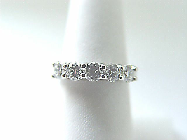 DIAMOND 5 ROUND BR SHAPE COMMON PRONG SET BAND DIAMOND RING DIAMOND WEDDING BAND