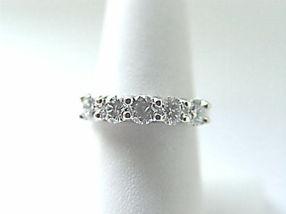 DIAMOND 5 ROUND BR SHAPE COMMON PRONG SET BAND DIAMOND RING DIAMOND WEDDING BAND