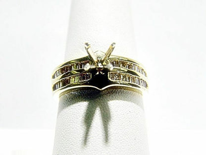 DIAMOND BAGUETTE SHAPE CHANNEL SET SETTING 4 PRONG SET